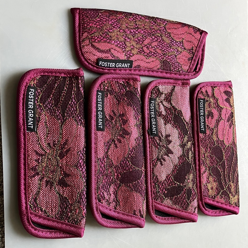 Foster Grant Pink Lace Eyeglass Cases Set